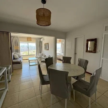 Departamento En Punta Del Este